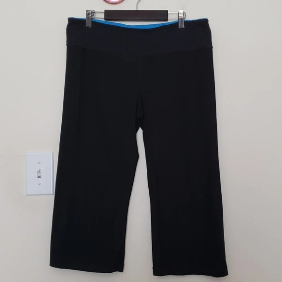 Reversible Black & Blue Workout Pants - Picture 2 of 12